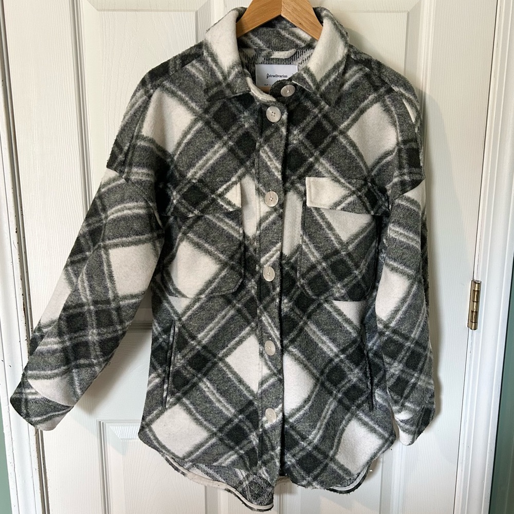 Stradivarius Women’s Green Plaid Shirt Jacket Fleece Shacket | Size L